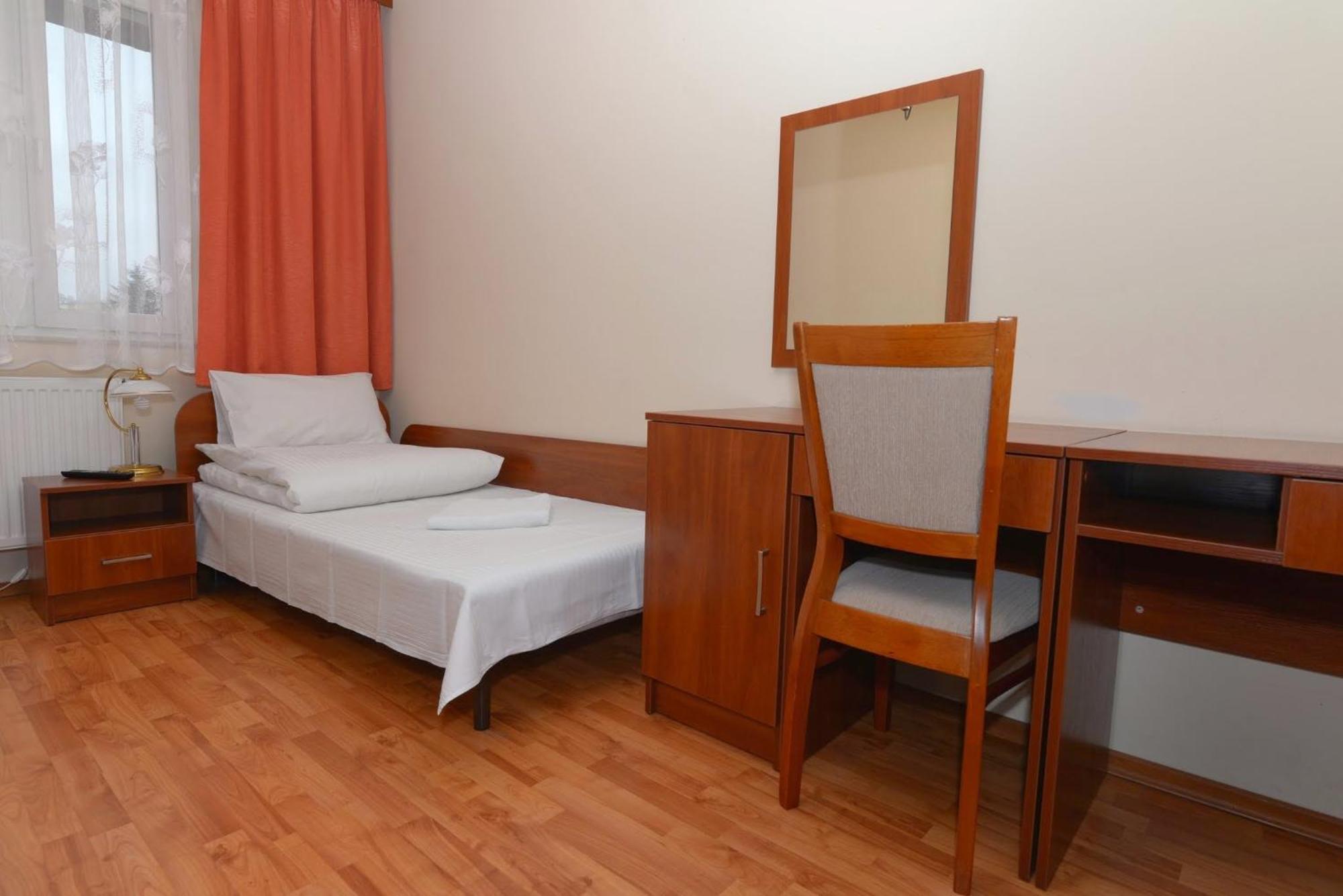Osrodek Scsk Optima Aparthotel Krakow Room photo