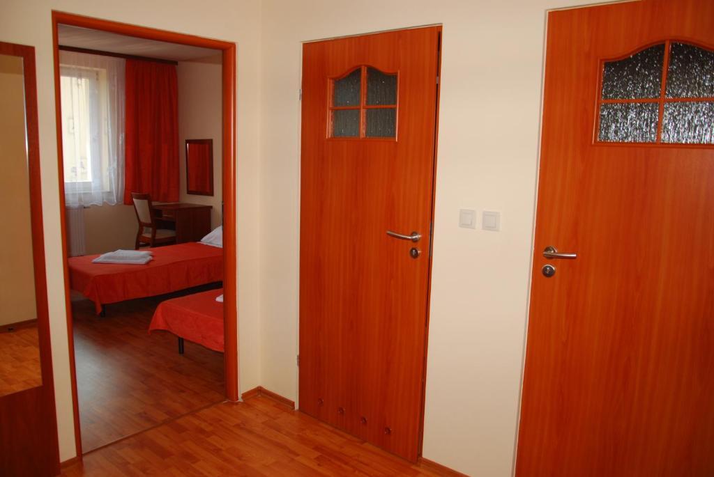 Osrodek Scsk Optima Aparthotel Krakow Room photo