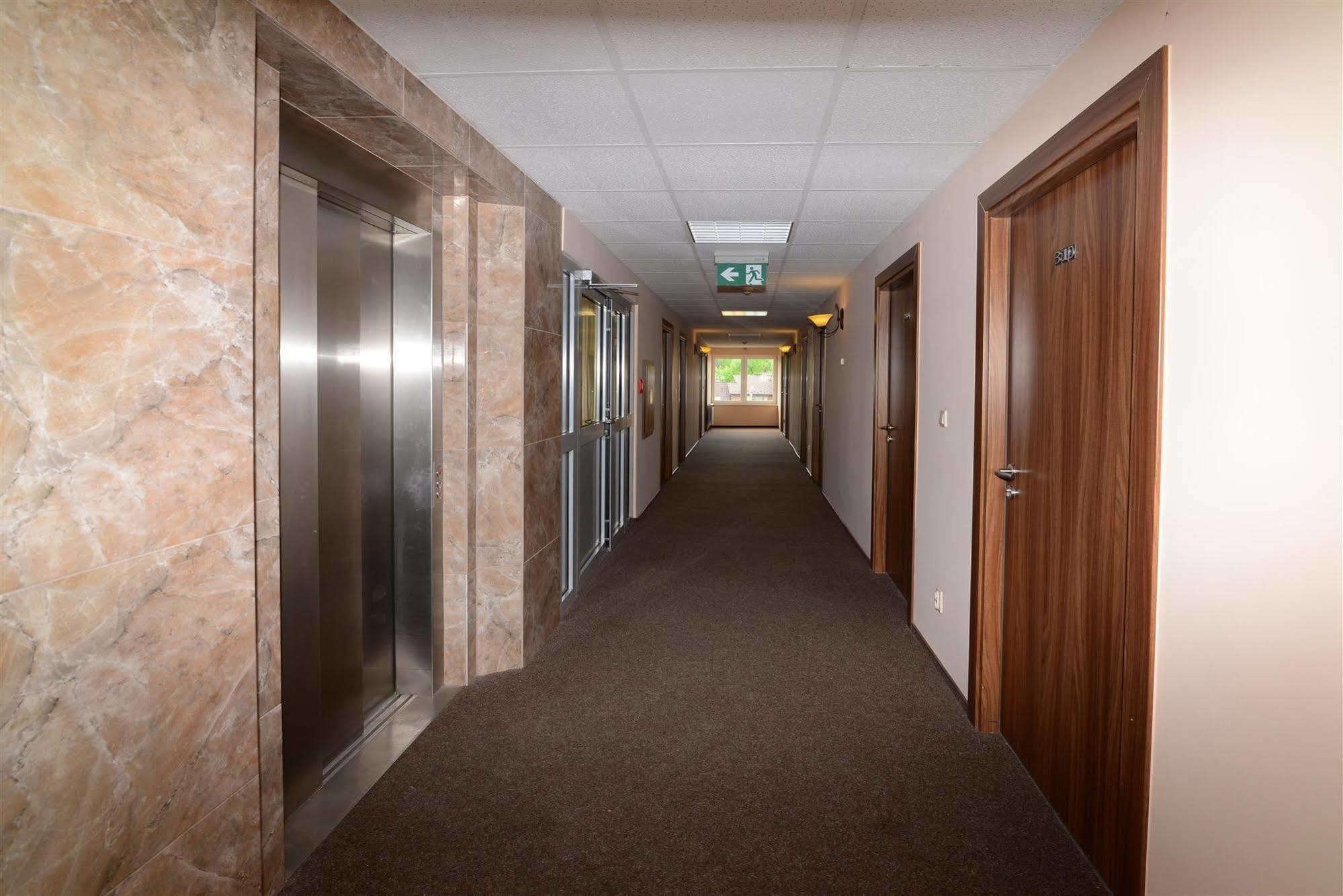 Osrodek Scsk Optima Aparthotel Krakow Exterior photo